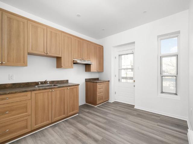 Apartment for rent in St. Leonard's, Quebec