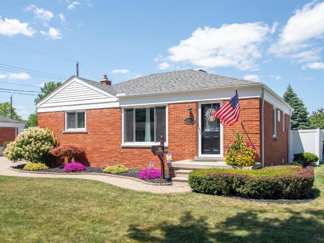 House for sale in Saint Clair Shores, Michigan
