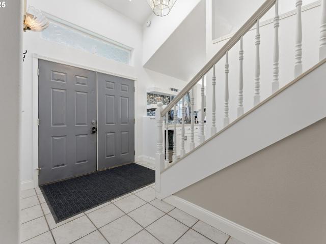 House for sale in North Bend, Oregon