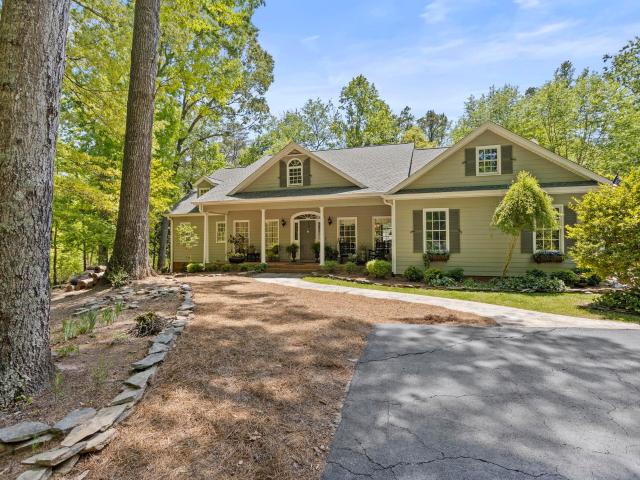 House for sale in Campobello, South Carolina