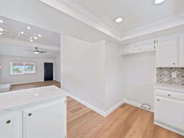 Apartment for rent in Costa Mesa, California