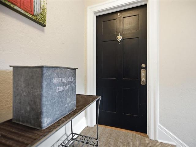 Condo for sale in Atlanta, Georgia