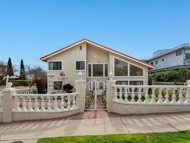 House for sale in Santa Monica, California