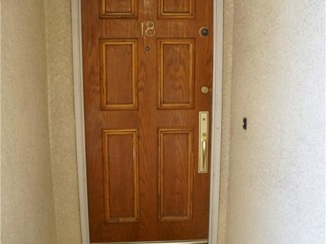 Condo for sale in Canoga Park, California