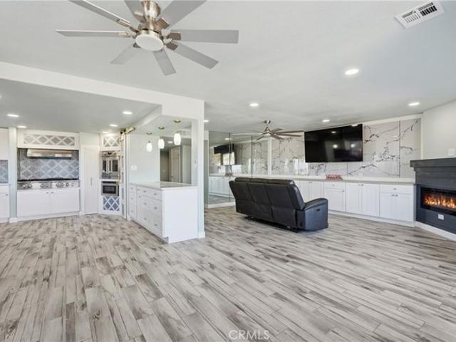 Condo for sale in Canoga Park, California