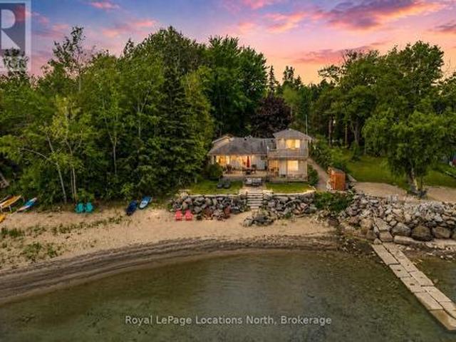 House for sale in Wasaga Beach, Ontario