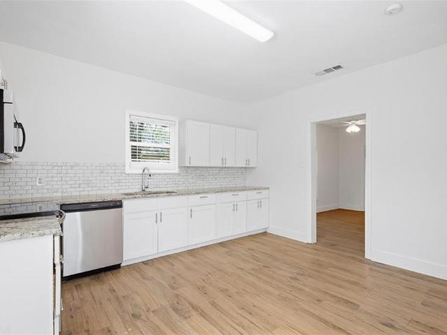 House for sale in Denison, Grayson County