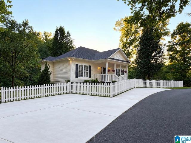 House for sale in Gardendale, Jefferson County