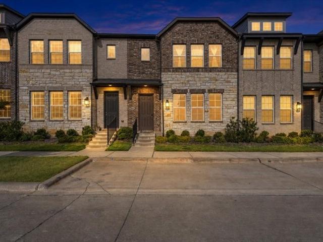 Townhouse for sale in Allen, Texas