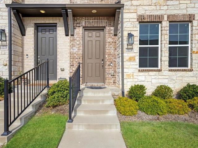 Townhouse for sale in Allen, Texas