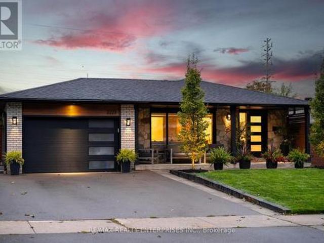 House for sale in Sheridan Homelands, Mississauga