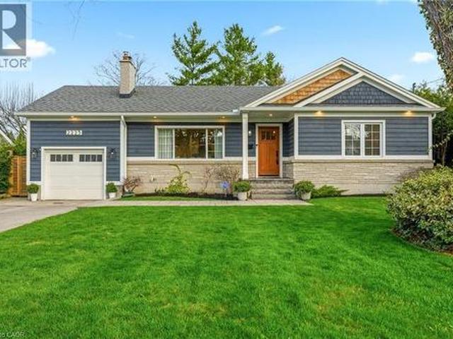 House for sale in Burlington, Ontario