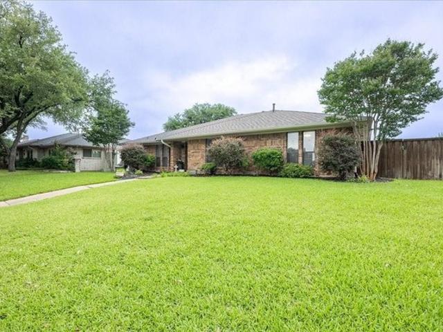House for sale in Carrollton, Texas
