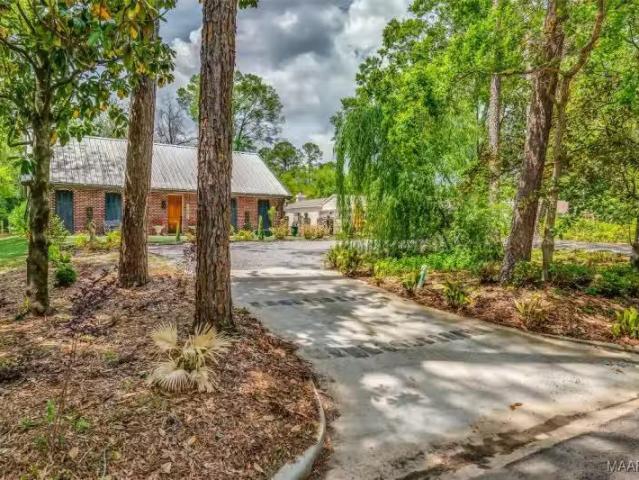 House for sale in Montgomery