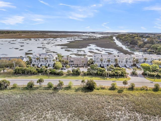 Townhouse for sale in Folly Beach, South Carolina