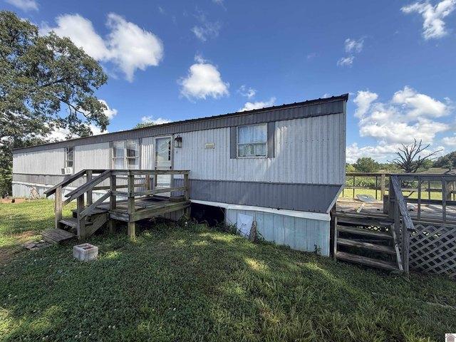 House for sale in Mayfield, Kentucky