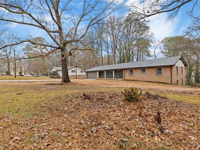 House for sale in Lilburn, Georgia