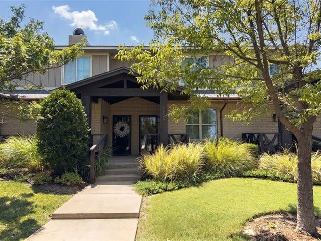 Townhouse for sale in Oklahoma City, Oklahoma