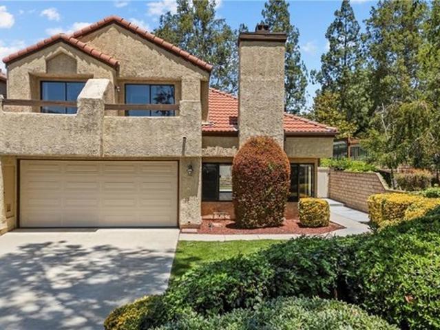 Townhouse for sale in Simi Valley, California