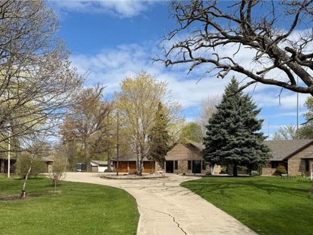 House for sale in Mcleod, Minnesota