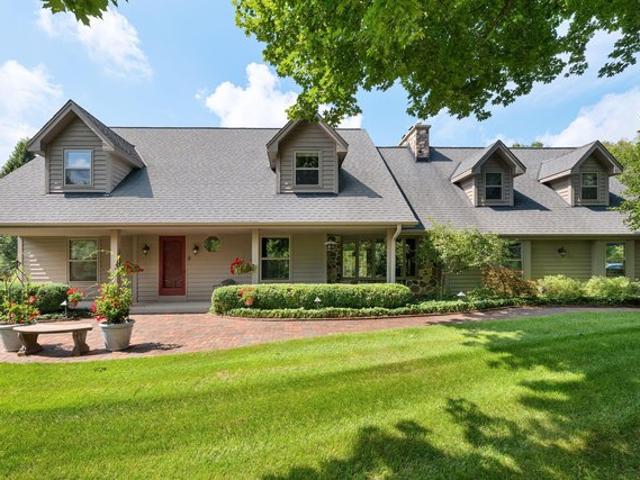 House for sale in Grafton, Wisconsin