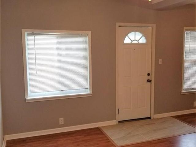 House for sale in Niagara, New York