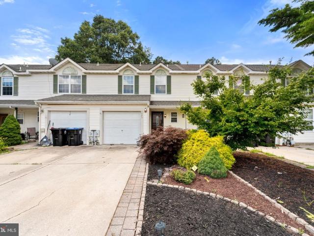 Townhouse for sale in Atco, New Jersey