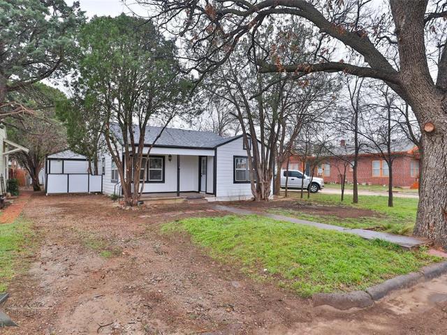 House for sale in Taylor, Texas