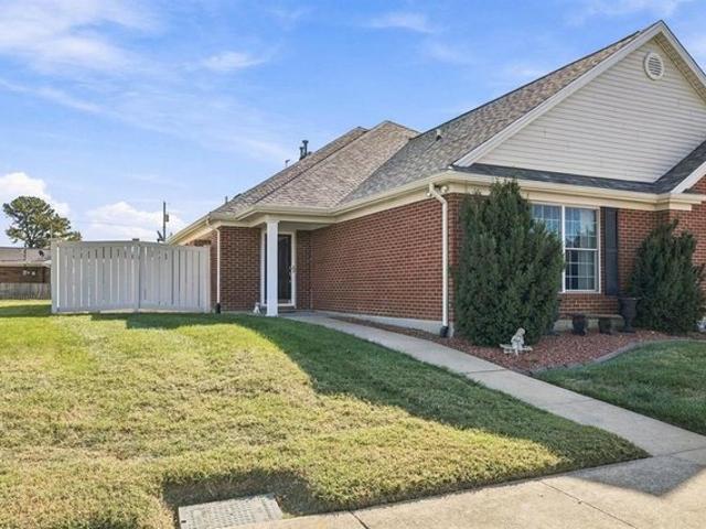 Townhouse for sale in Owensboro, Daviess County