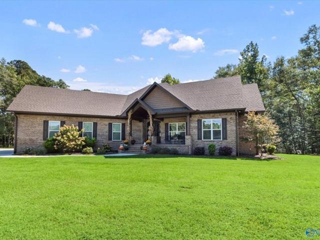 House for sale in Albertville, Alabama