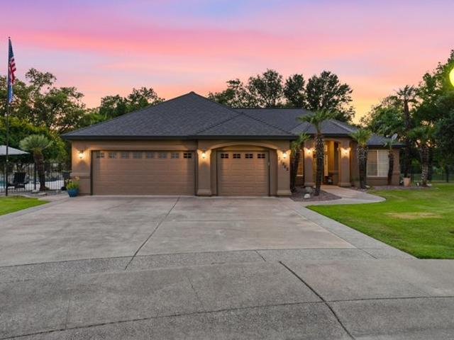 House for sale in Shasta, California