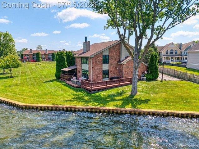 Condo for sale in Fenton, Michigan
