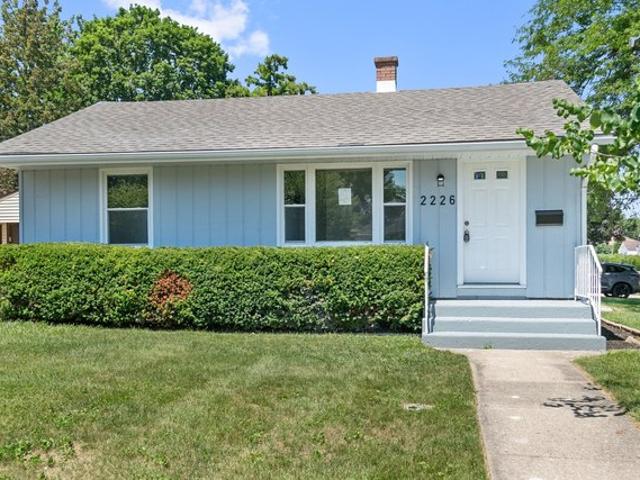 House for sale in Waukegan, Illinois