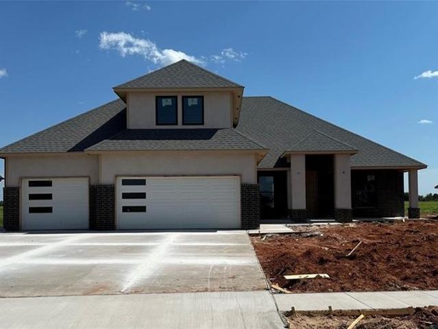 House for sale in Mustang, Oklahoma