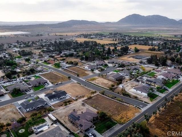 Land for sale in Nuevo, California