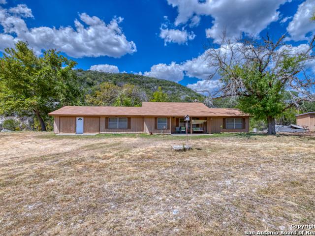 House for sale in Leakey
