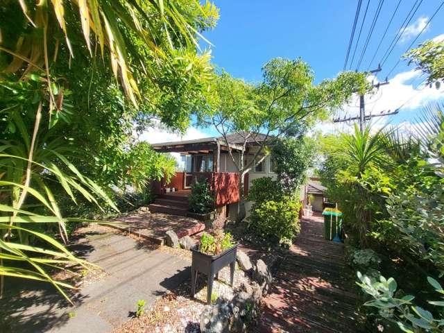 House for sale in Sunnynook, Devonport-Takapuna
