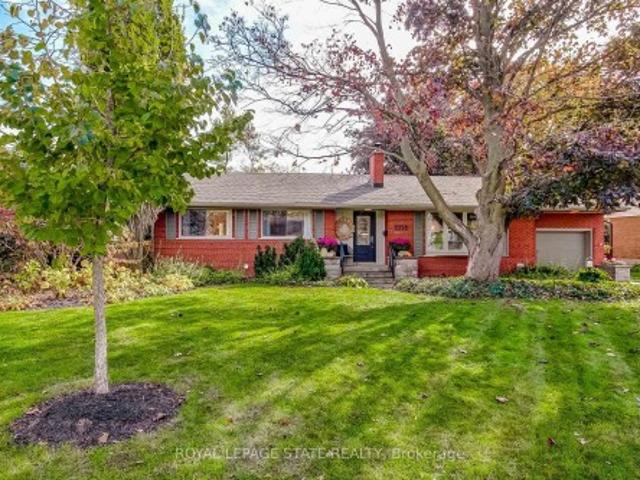 House for sale in Burlington, Golden Horseshoe