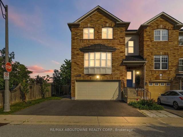 Property for sale in Oakville, Golden Horseshoe