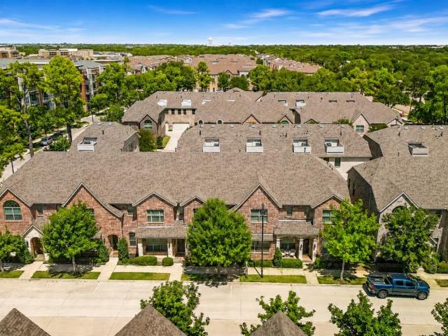 Townhouse for sale in Denton, Texas