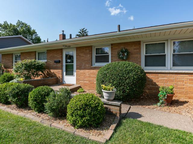House for sale in Davenport, Iowa