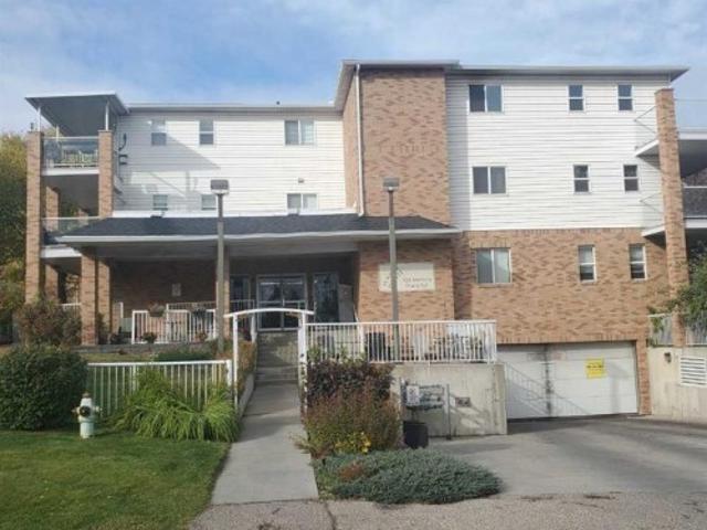 Condo for sale in Northwest, Alberta