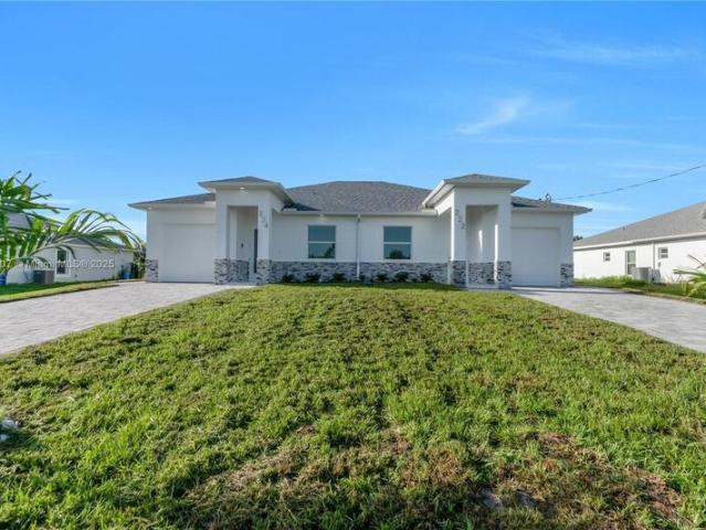 Duplex for sale in Lehigh Acres