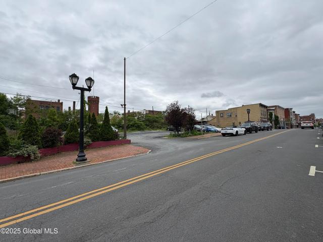 Commercial for sale in Cohoes