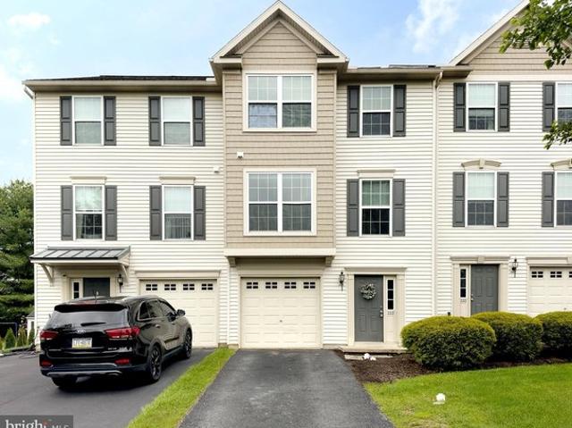 Townhouse for sale in Bellefonte, Pennsylvania