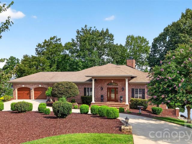 House for sale in Troutman, North Carolina