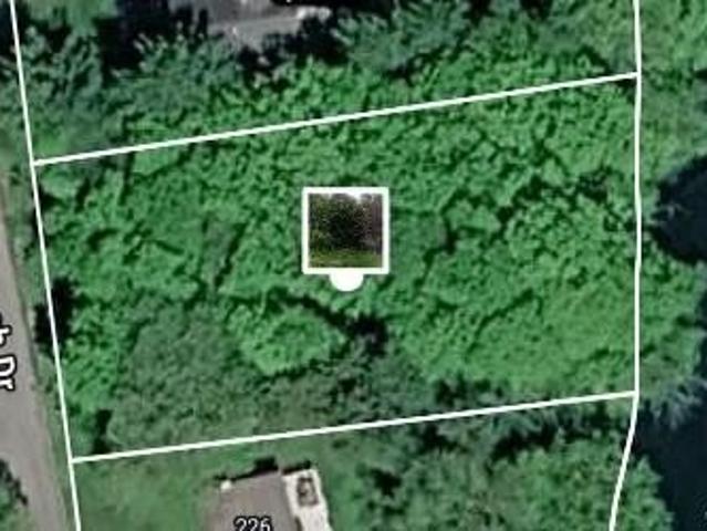 Land for sale in Baldwin Place, New York