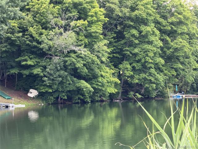 Land for sale in Baldwin Place, New York