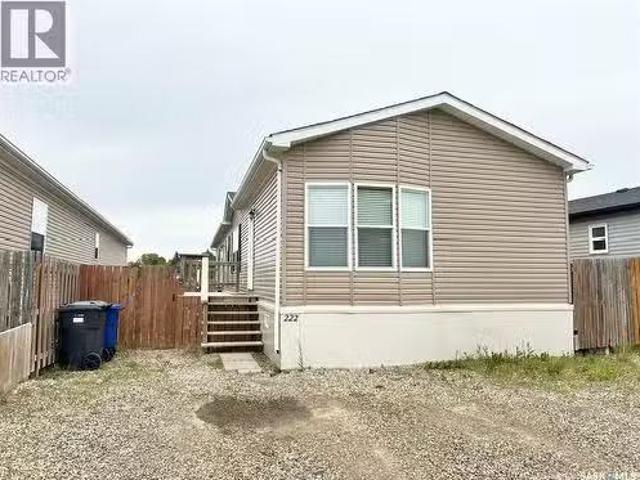 House for sale in Weyburn, Saskatchewan
