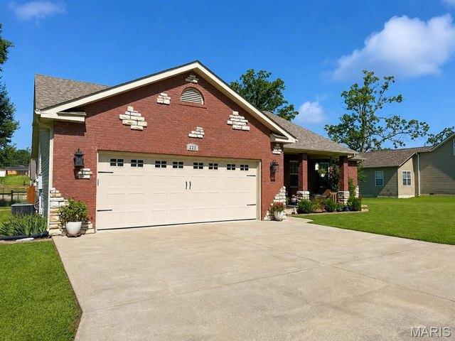 House for sale in Poplar Bluff, Missouri